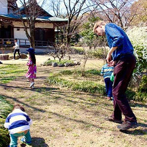 子供たちと一緒に英語でイースターハンティング