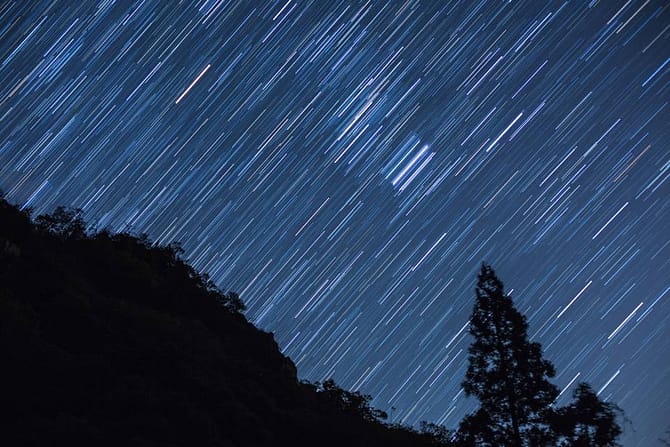 22 frames for a total of 11 minutes. Each frame shot at f/2.8, ISO 800, 30 seconds.